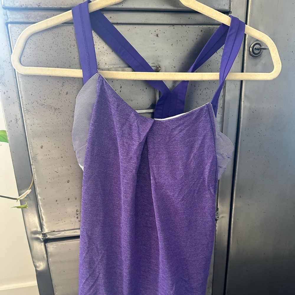 Lululemon tank top with built in soft bra-XS- worn a few times !